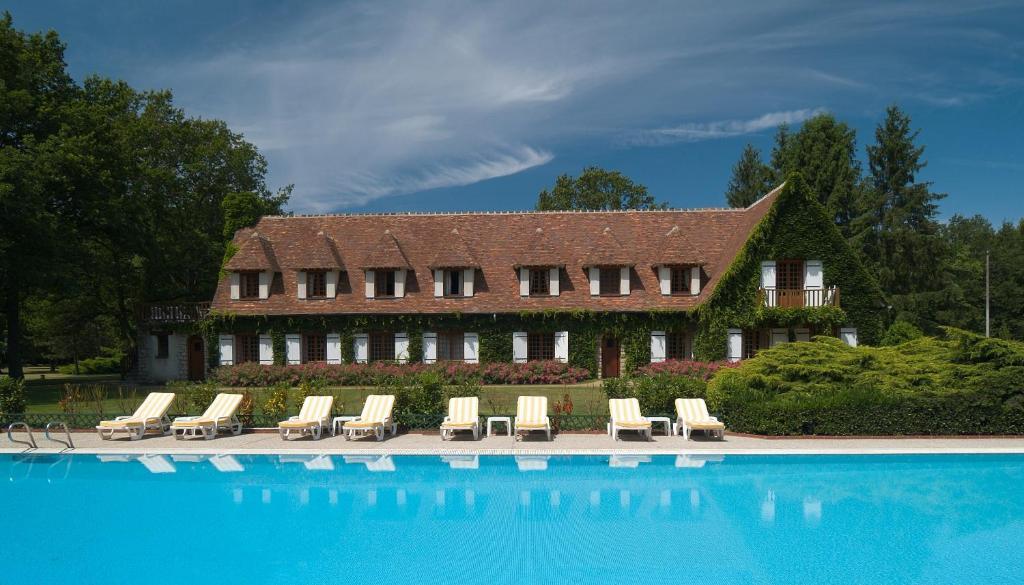 Auberge Des Templiers Boismorand Esterno foto